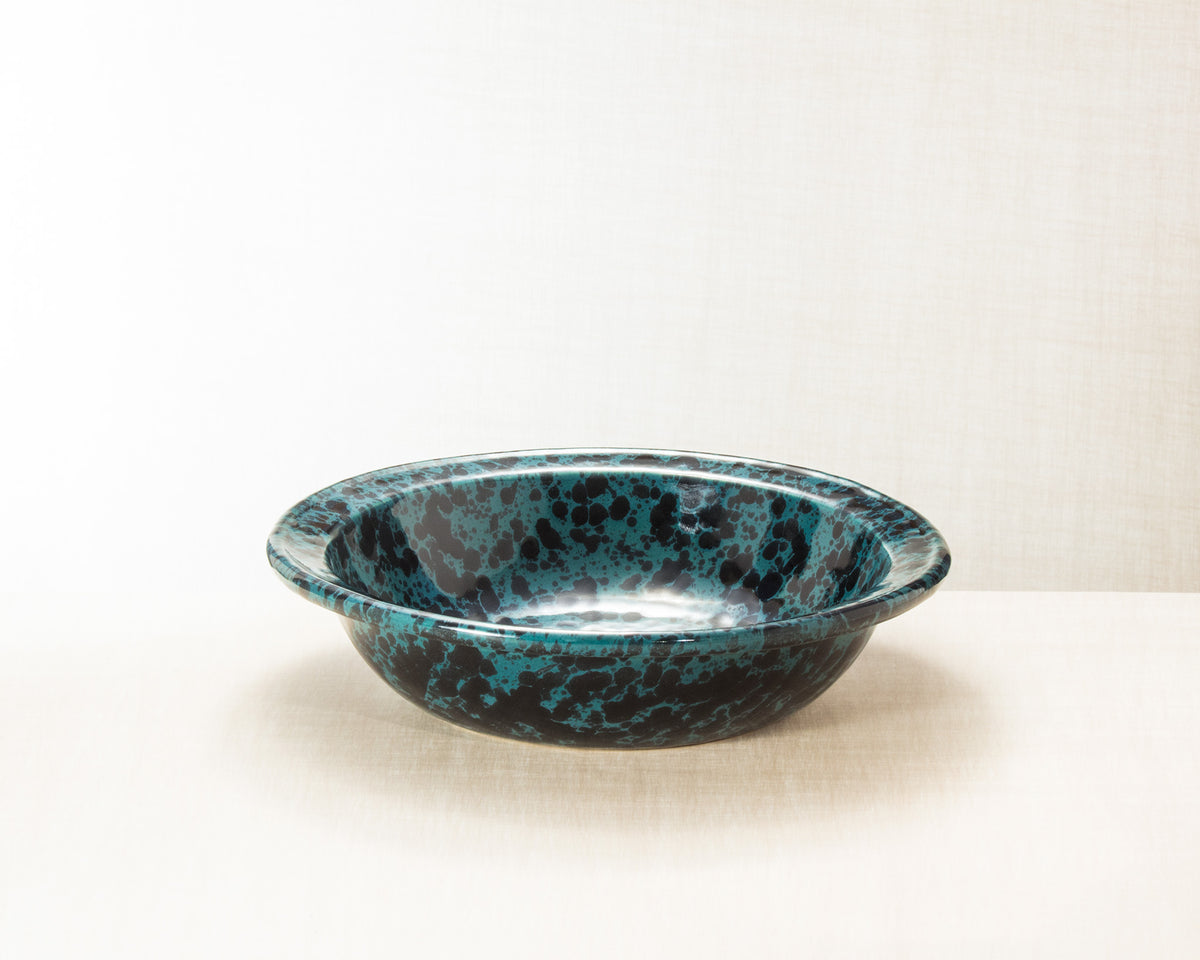 Rimmed Serving Bowl